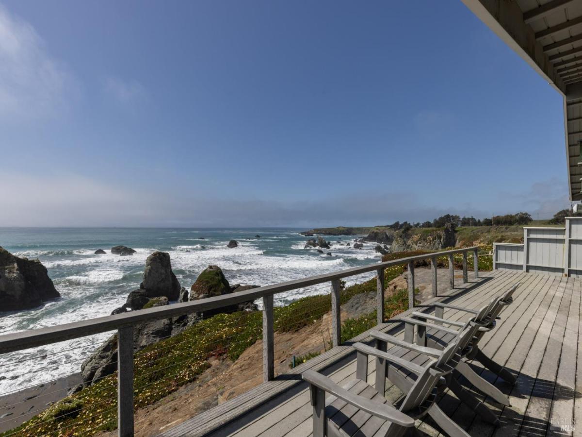 MLS #325029035 image #0