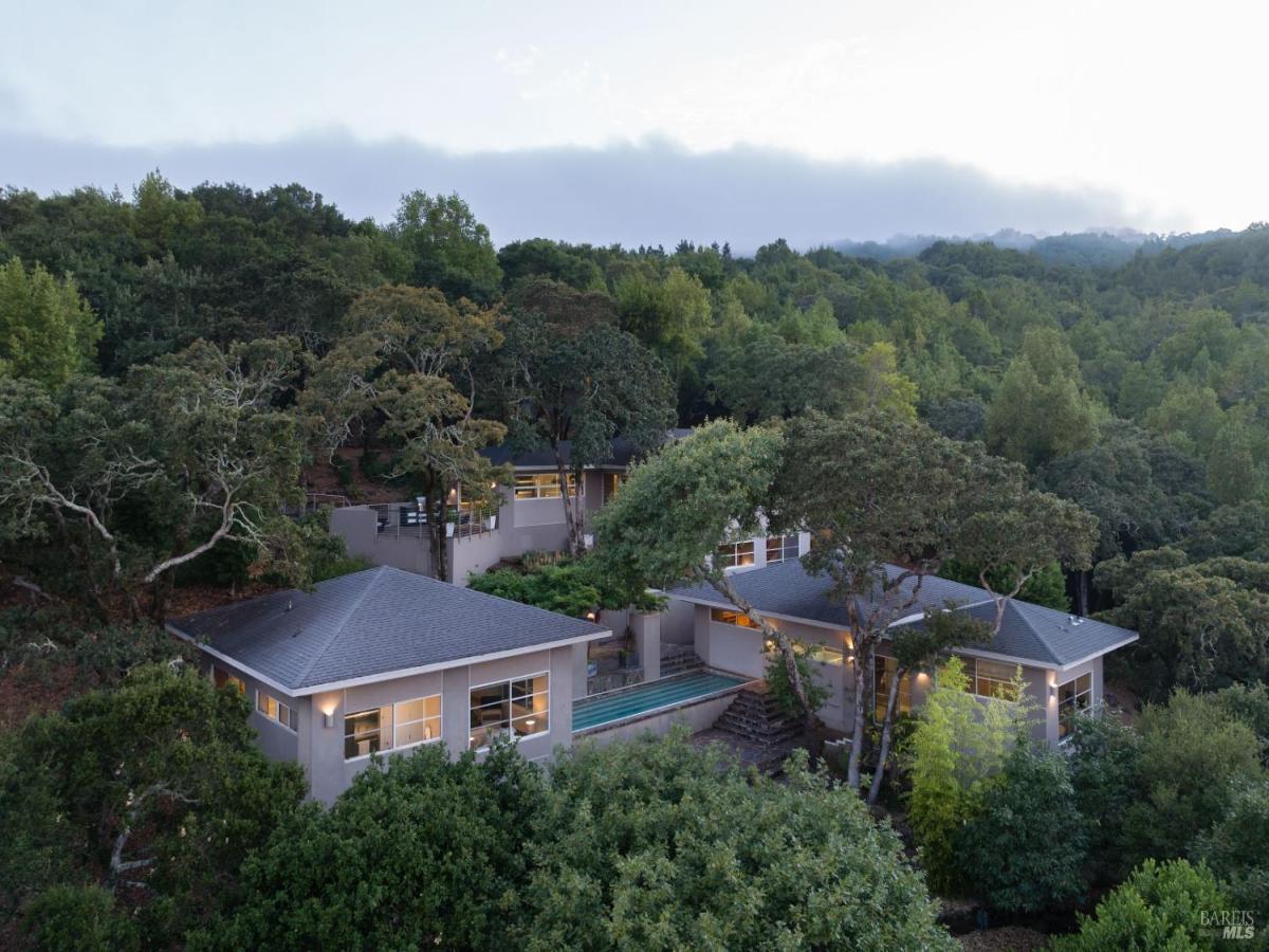 MLS #325033691 image #0