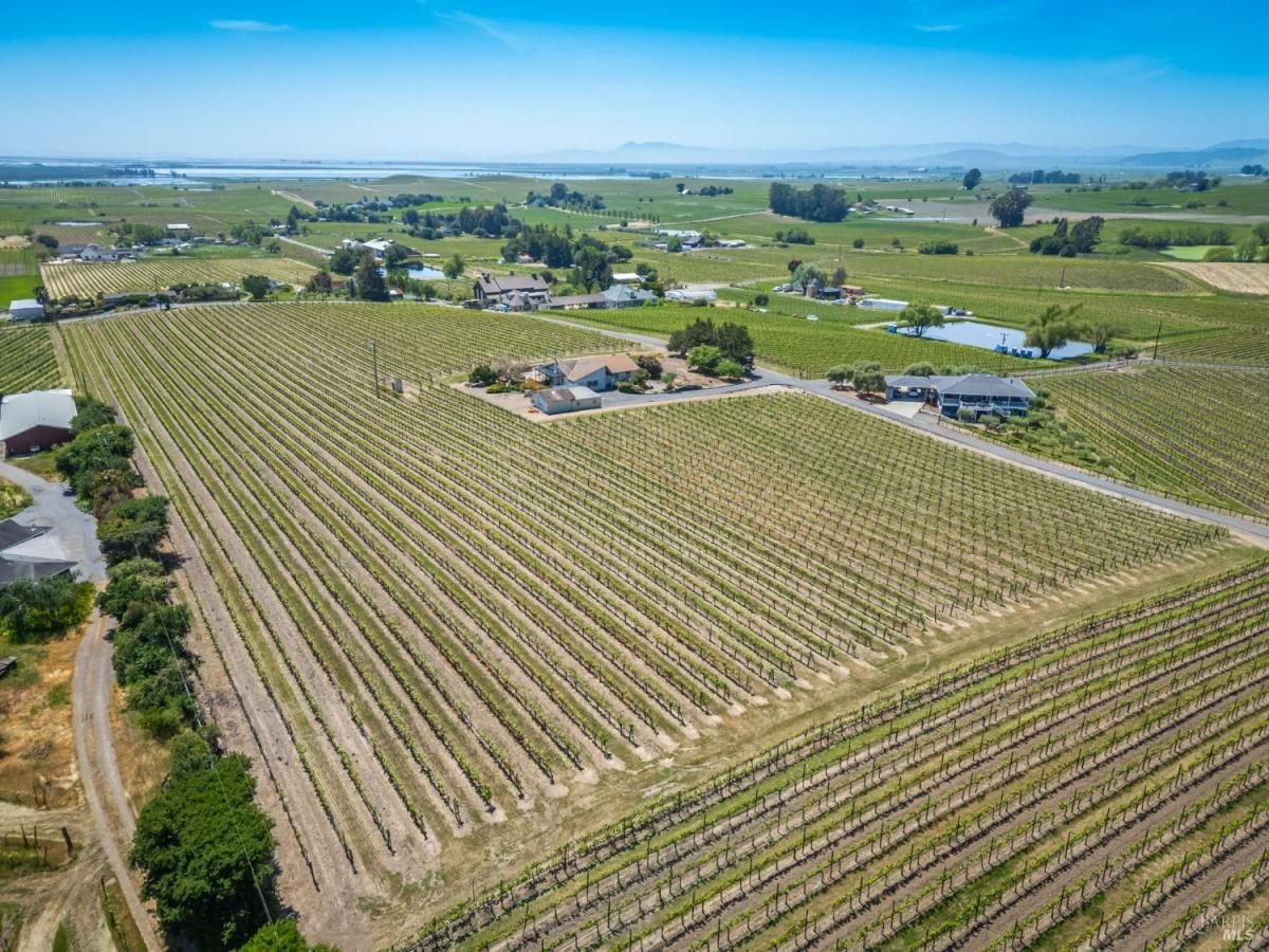 MLS #325039684 image #0