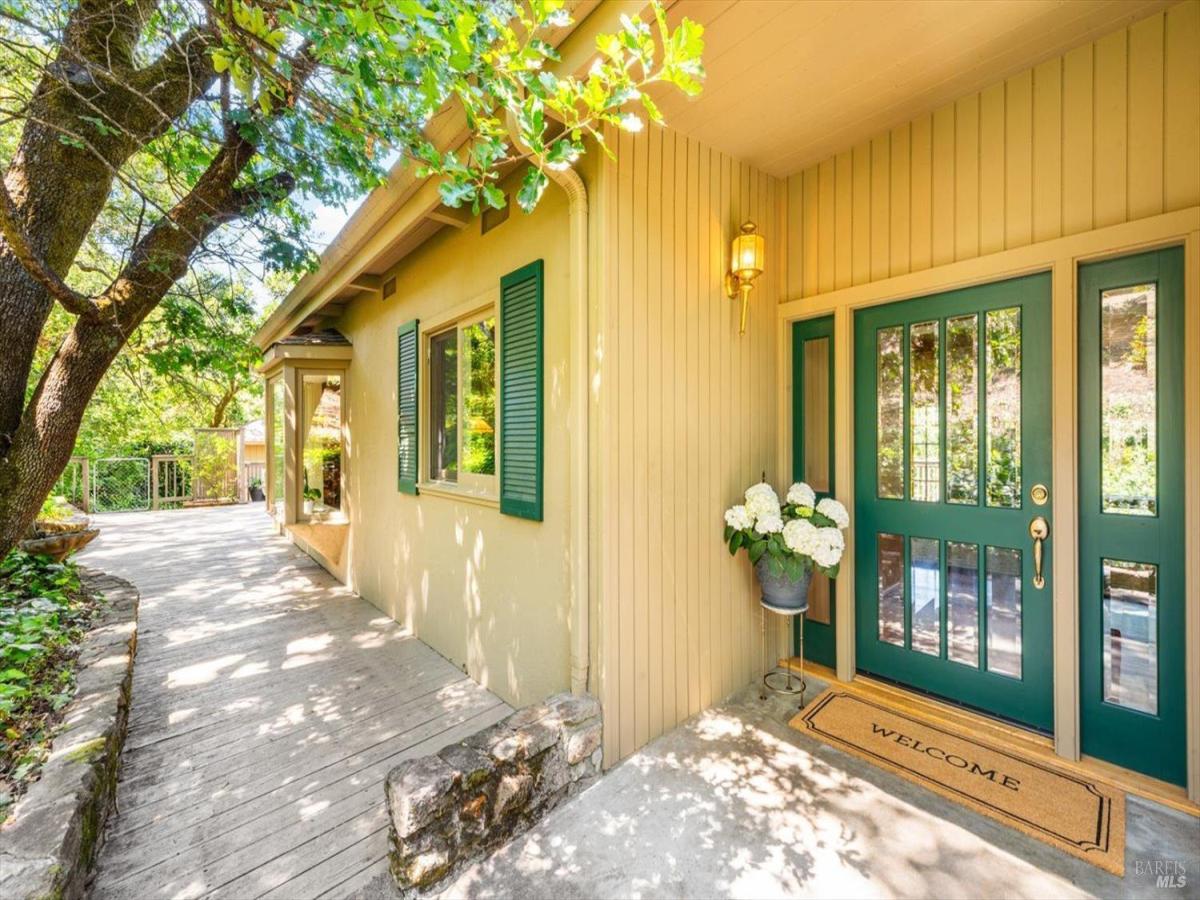 MLS #325042924 image #0