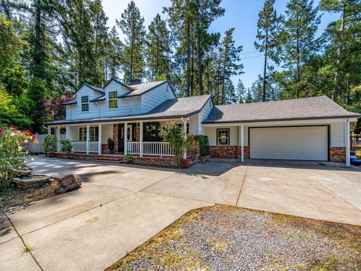 MLS #325043947 image #0