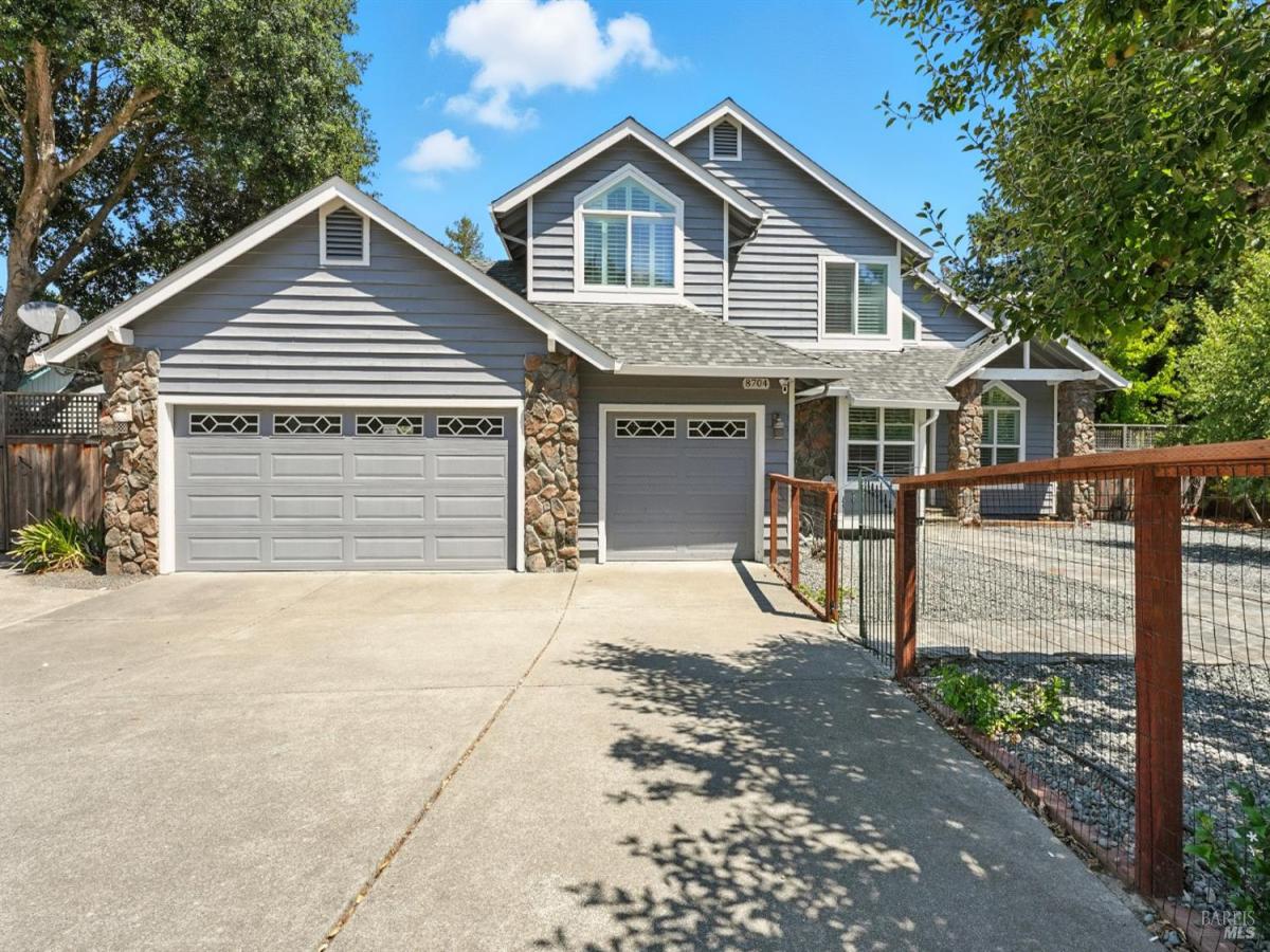 MLS #325049794 image #0