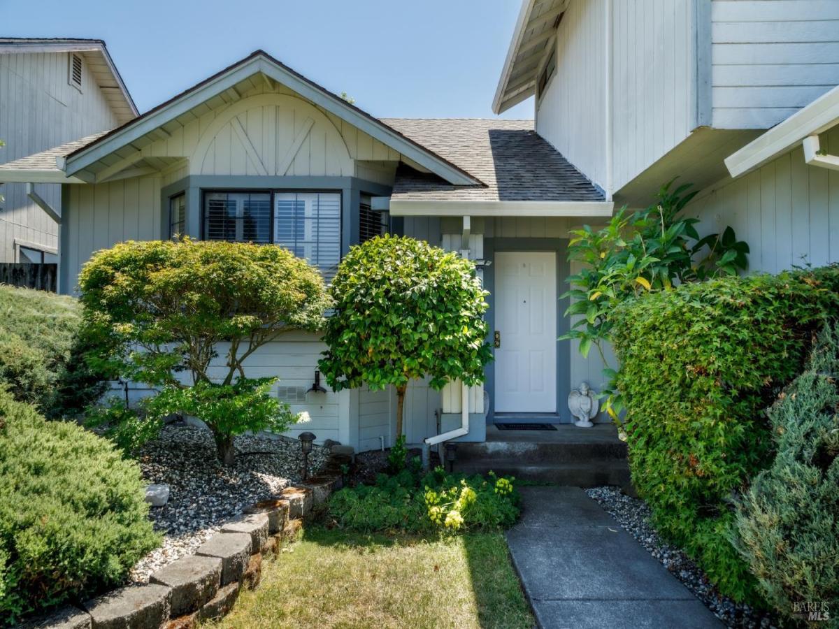 MLS #325050429 image #0