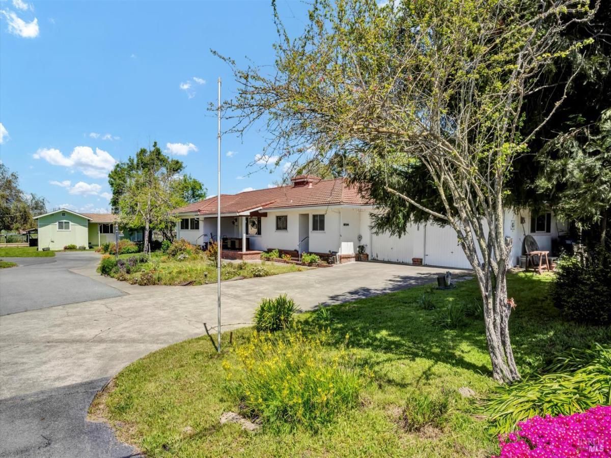 MLS #325050966 image #0