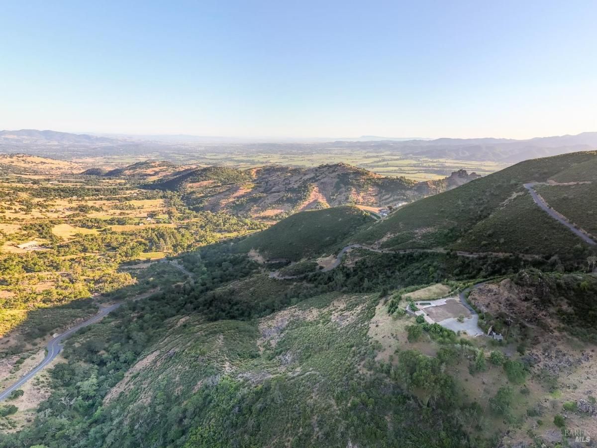 MLS #325051080 image #0