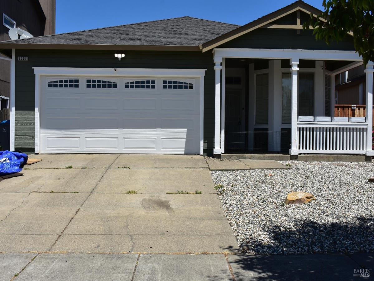 MLS #325053853 image #0