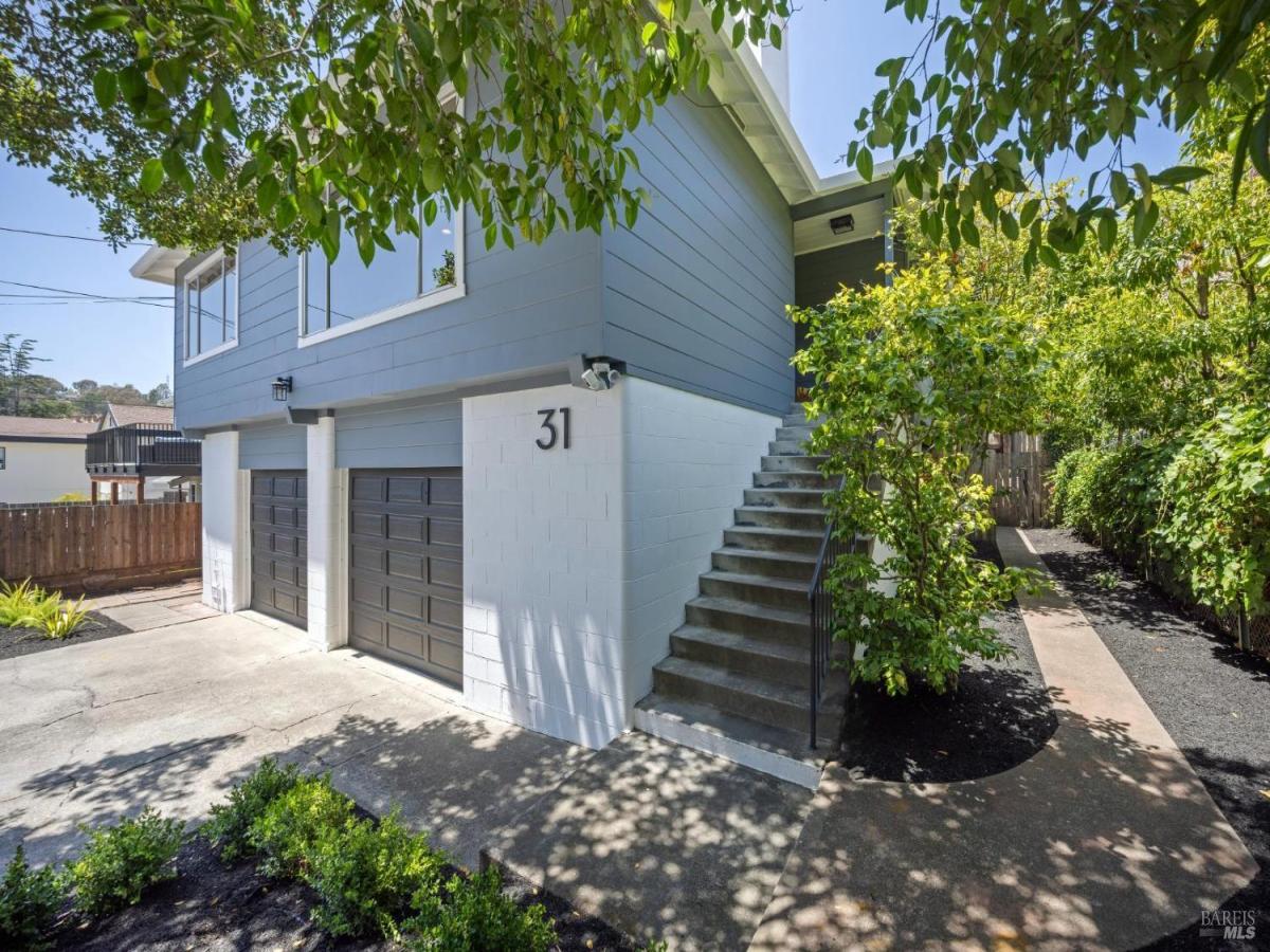 MLS #325057517 image #0