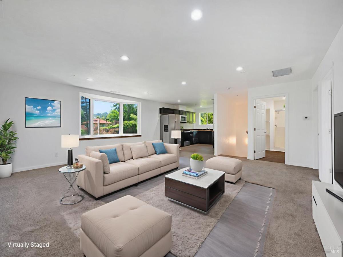 MLS #325061498 image #0