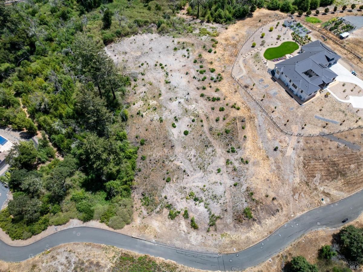 MLS #325068050 image #0