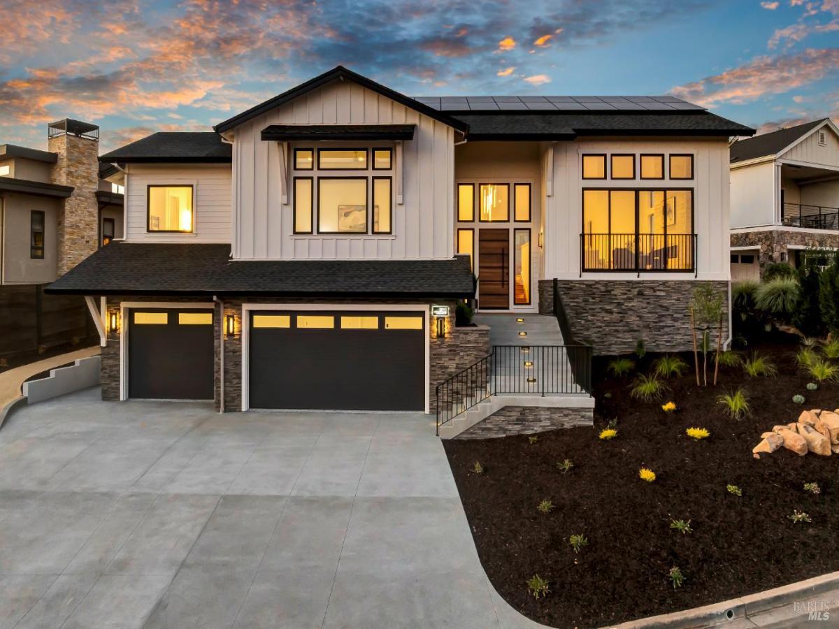 MLS #325073141 image #0