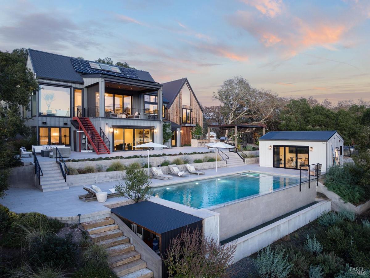 MLS #325076513 image #0