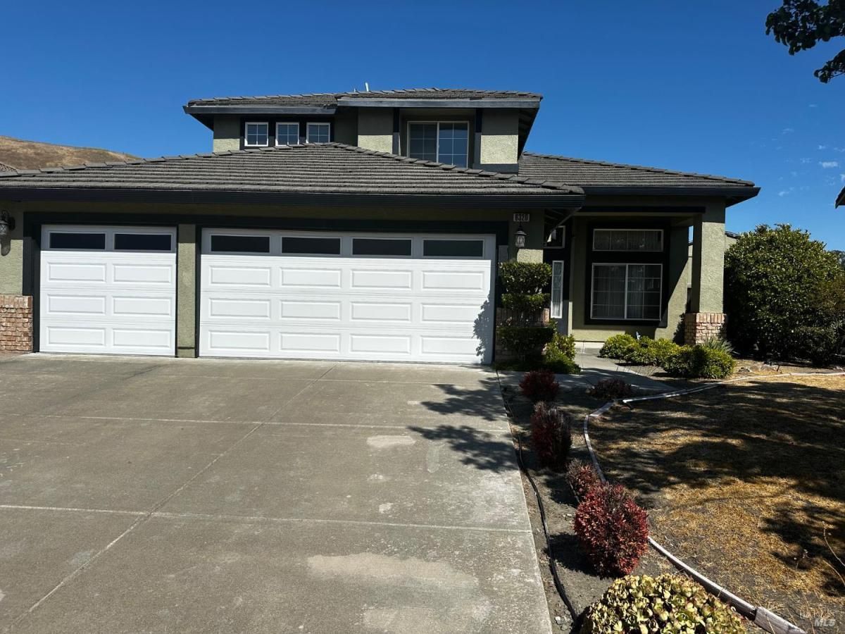 MLS #325076780 image #0