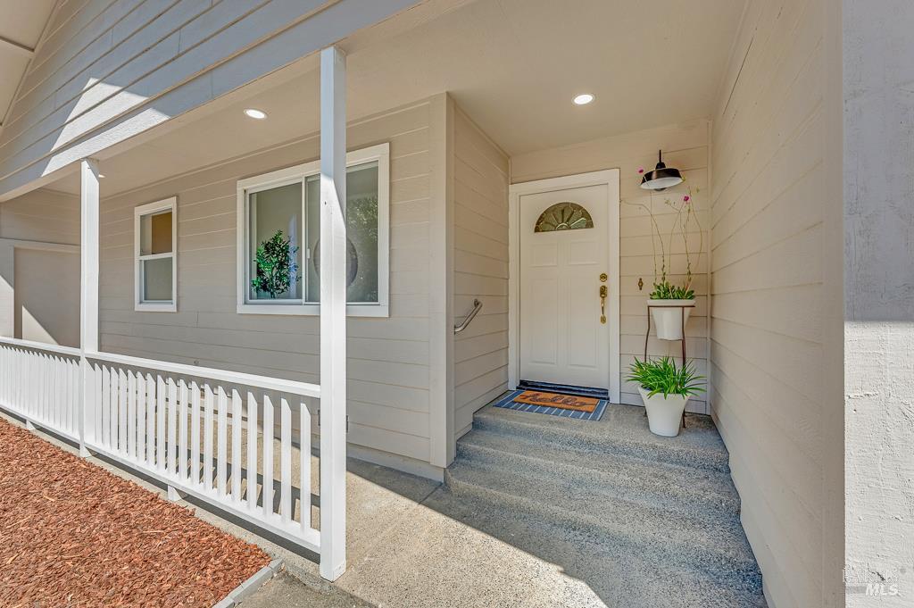 MLS #325078211 image #0