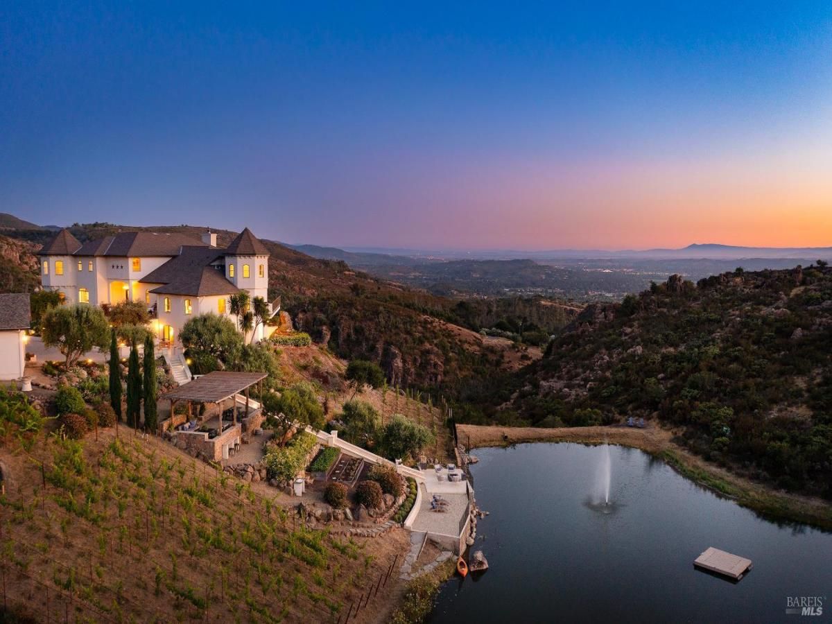 MLS #325080744 image #0