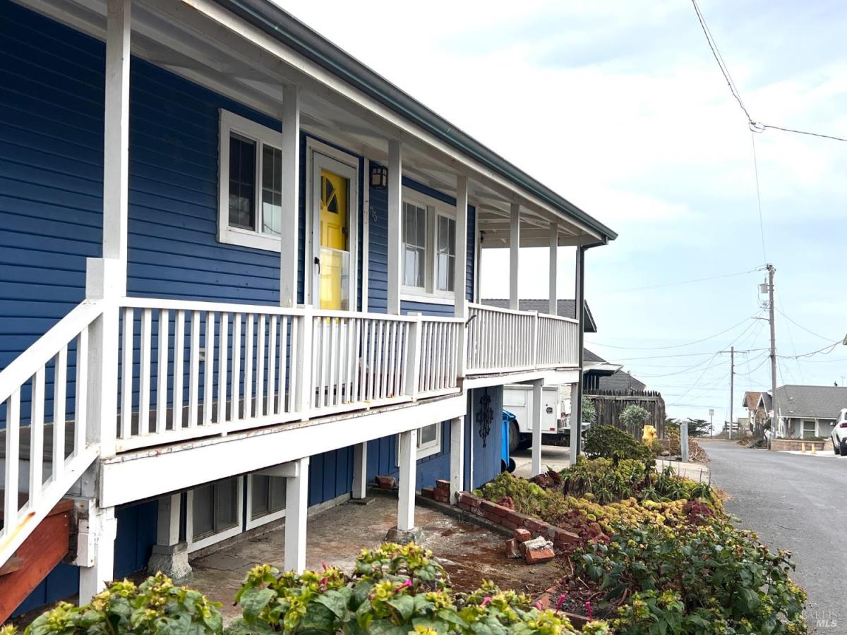 MLS #325083383 image #0