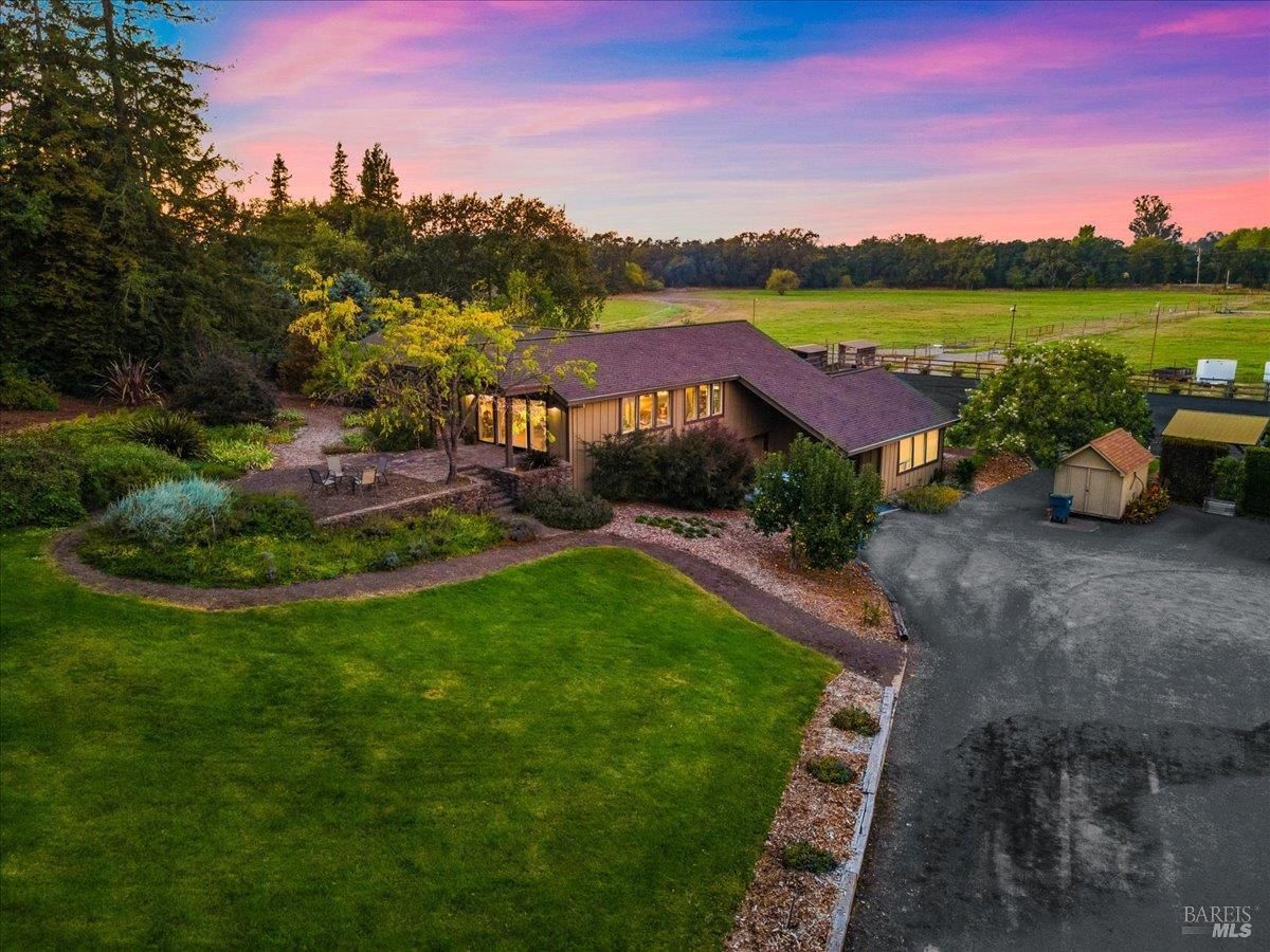 MLS #325085213 image #0