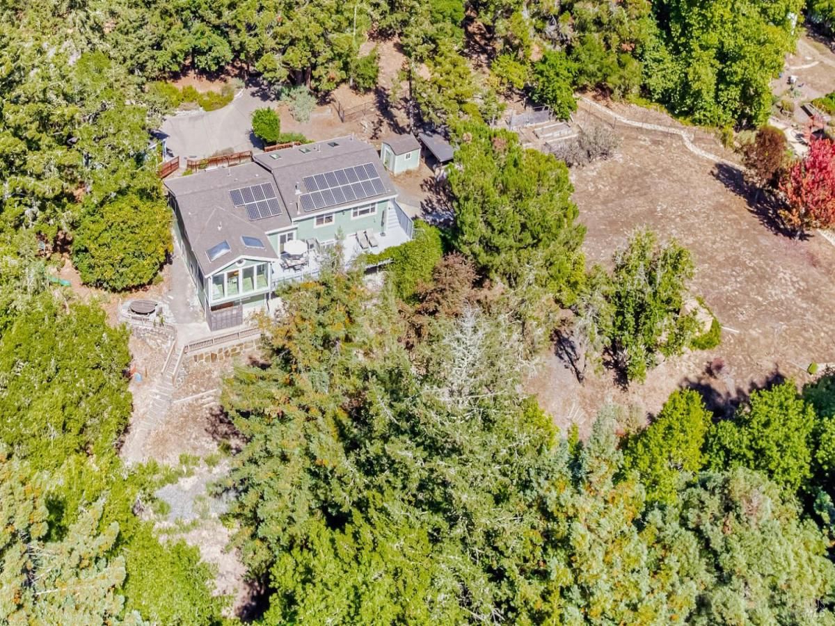 MLS #325086861 image #0