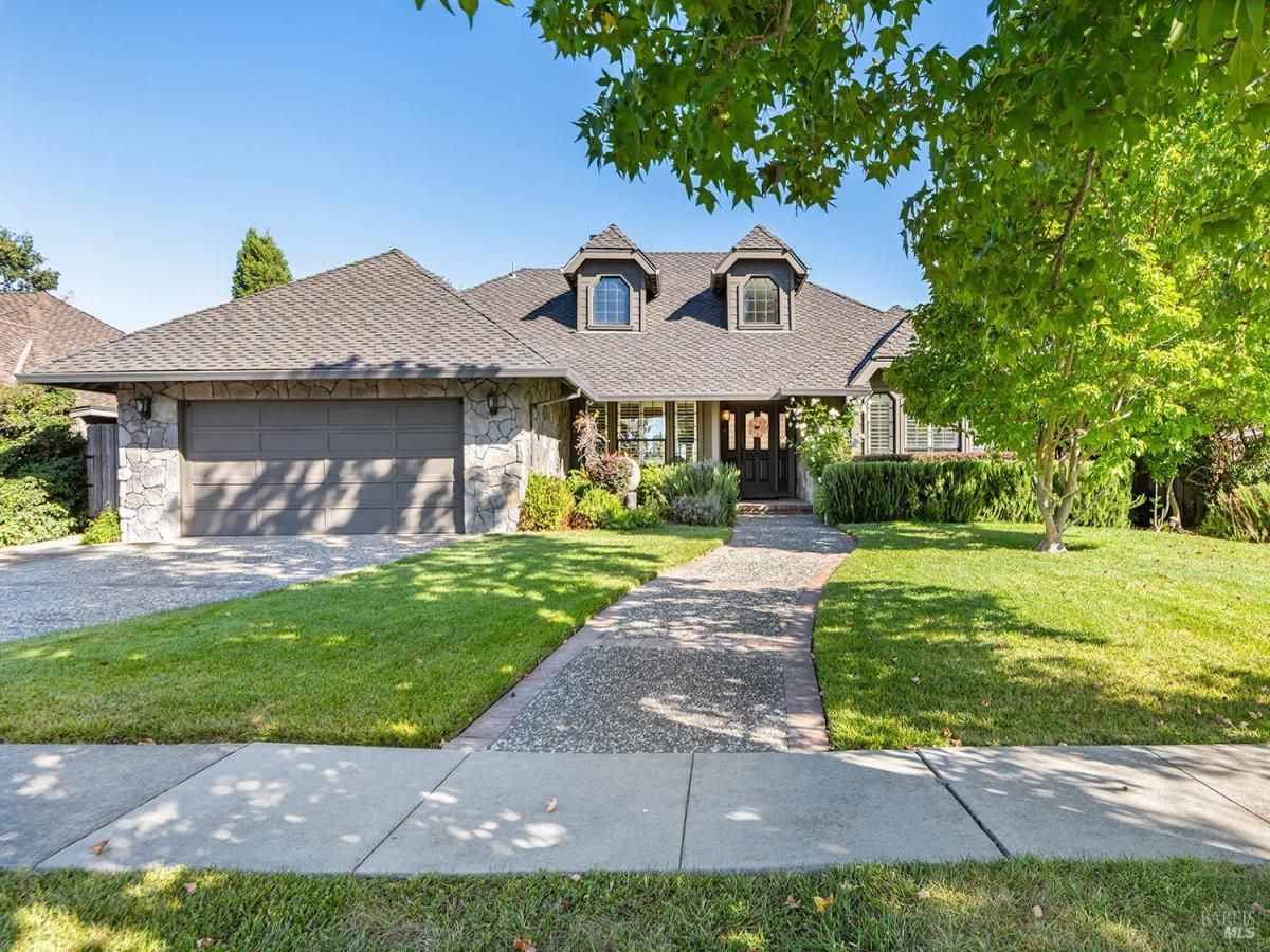 MLS #325088733 image #0