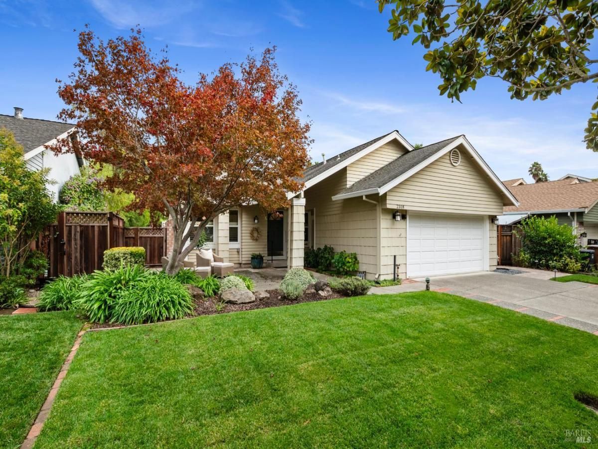 MLS #325091105 image #0