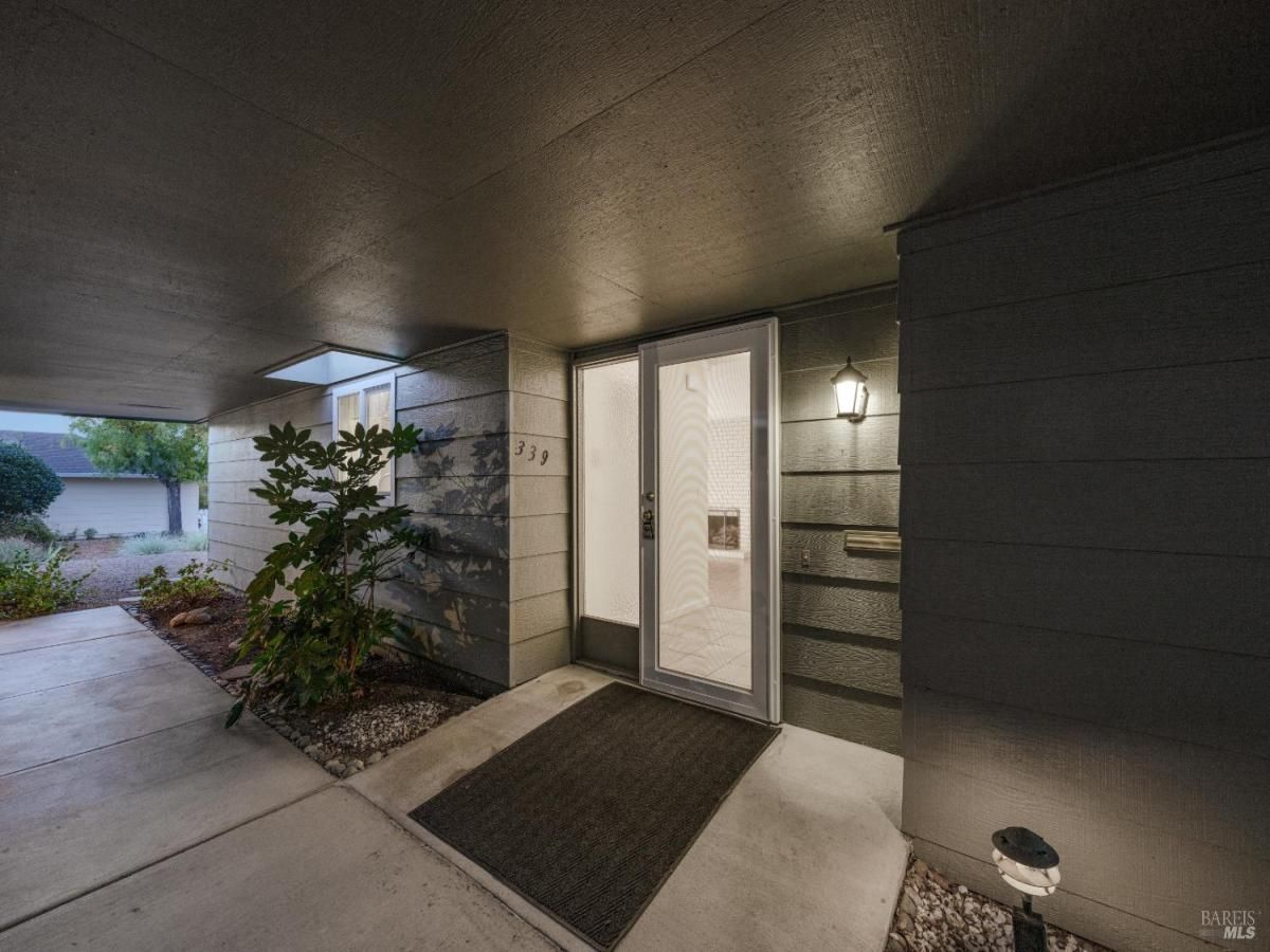 MLS #325092871 image #0