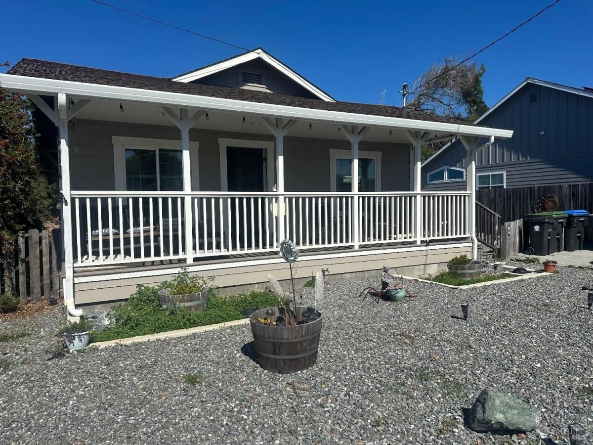 MLS #325095682 image #0