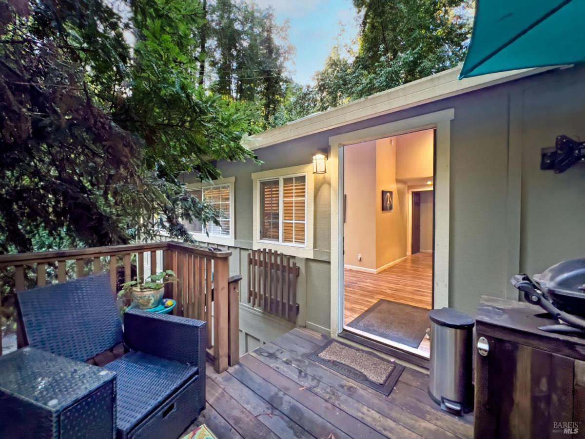 MLS #325098563 image #0