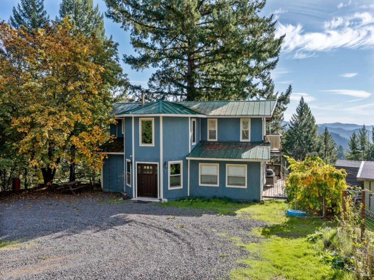 MLS #325098964 image #0