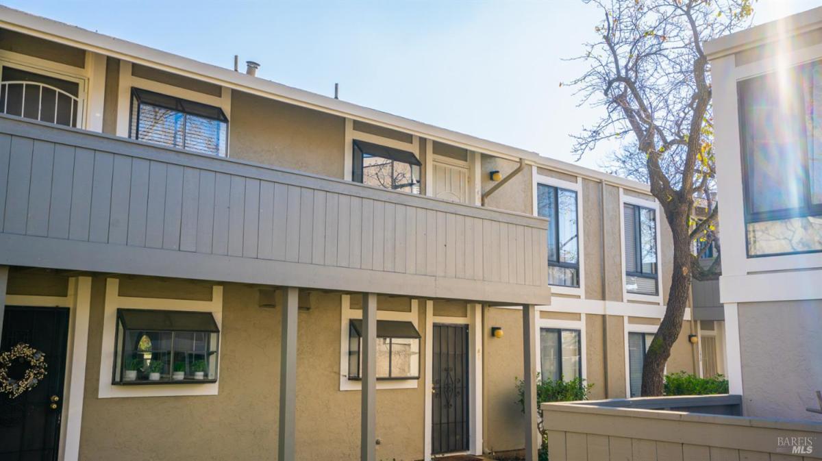 MLS #326004081 image #0
