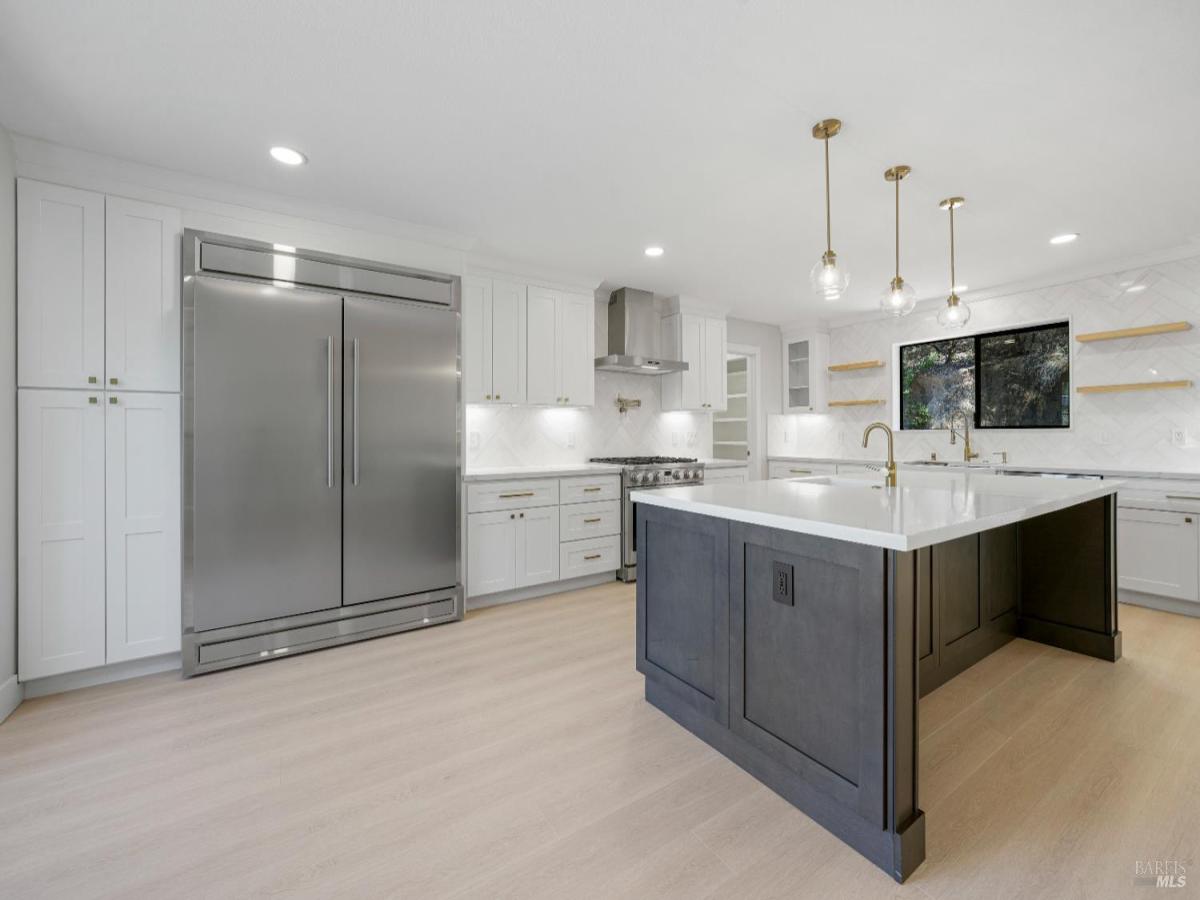 MLS #326004247 image #0