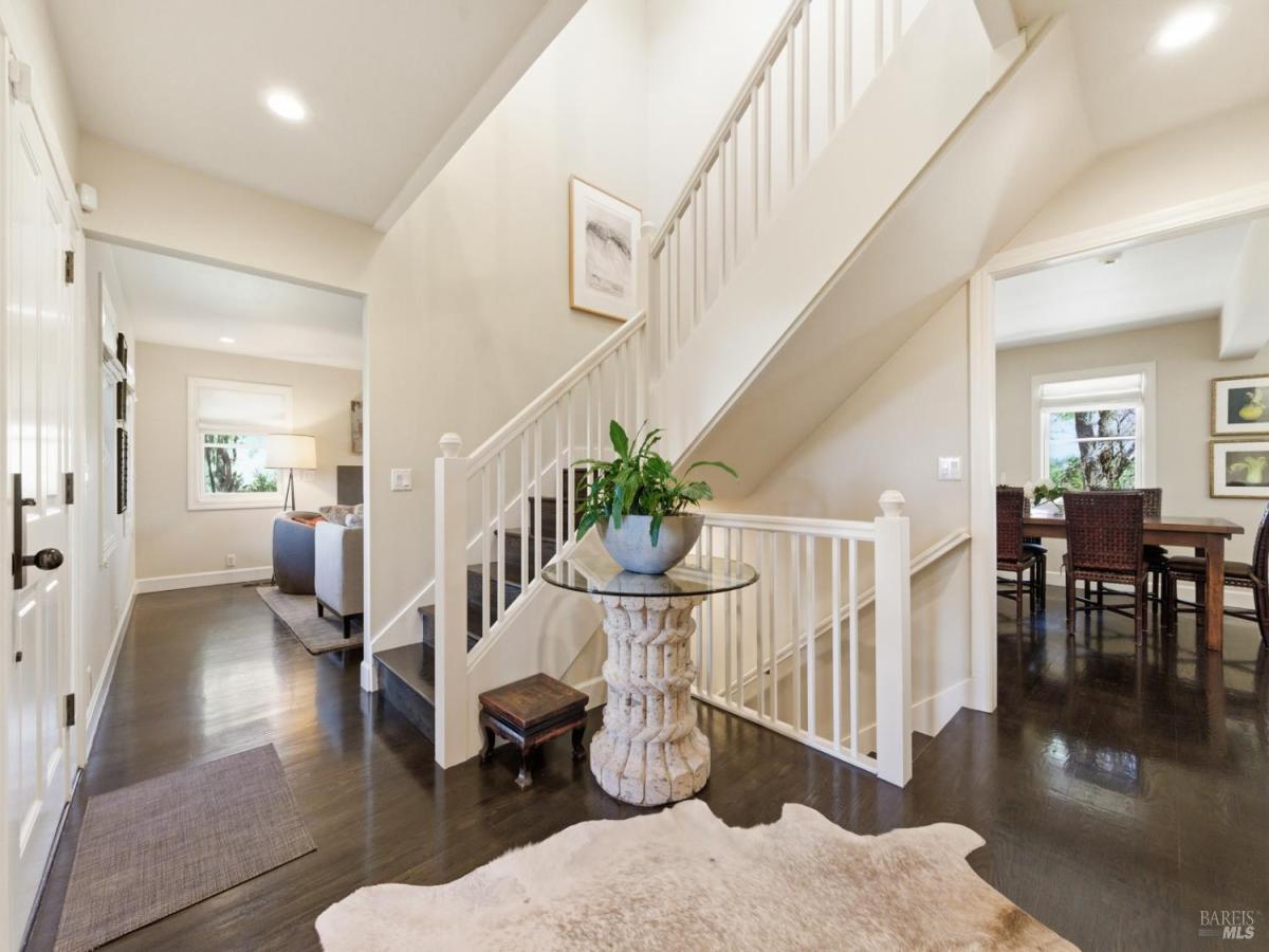 MLS #326011167 image #0