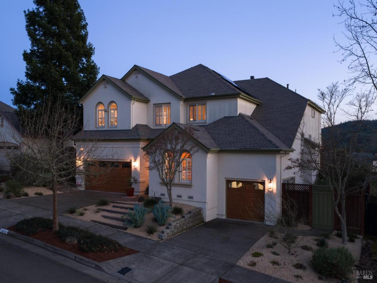 MLS #326012068 image #0