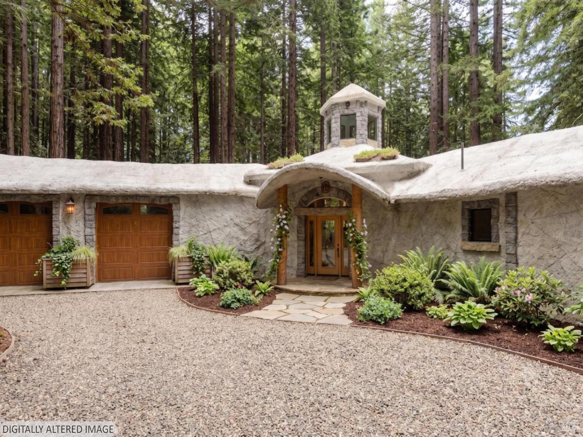 MLS #326013958 image #0