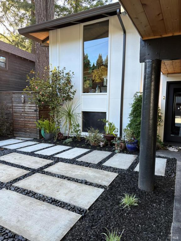 MLS #326015904 image #0