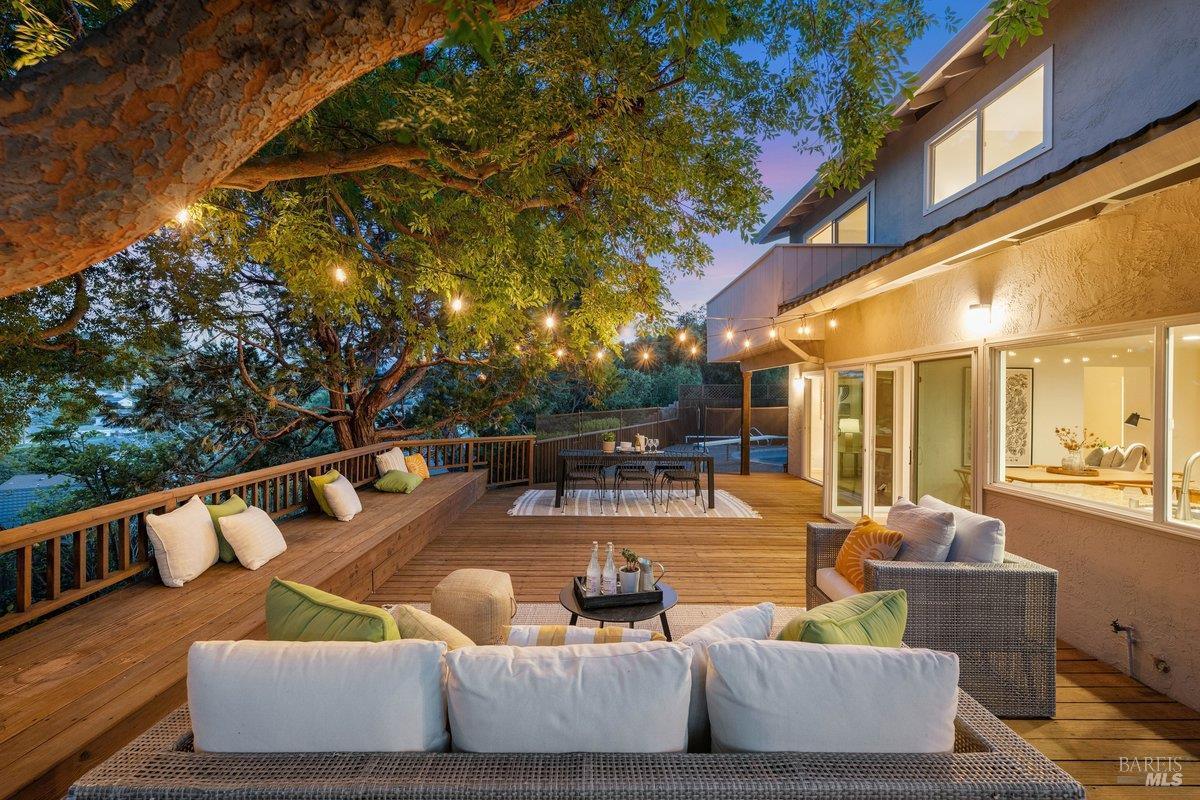 MLS #326017243 image #0