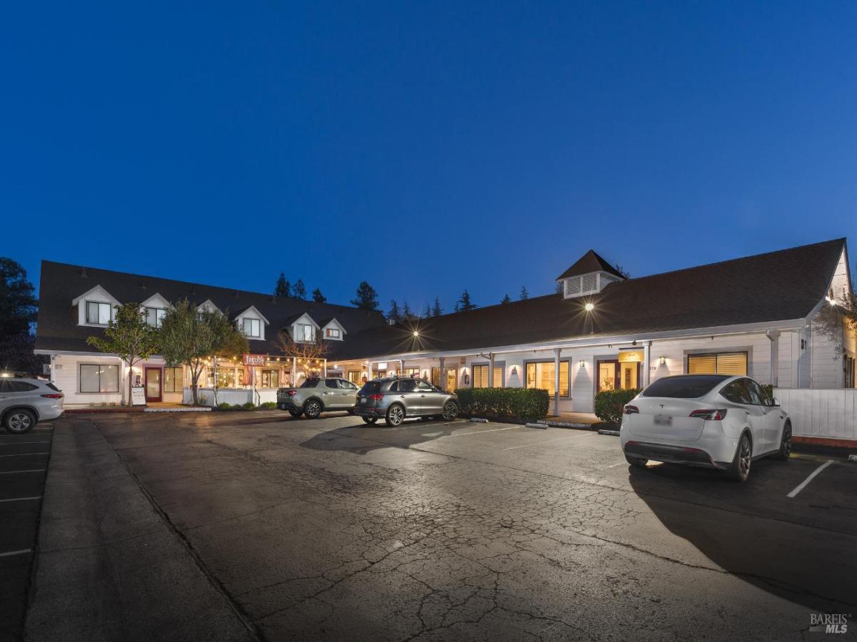 MLS #326017505 image #0