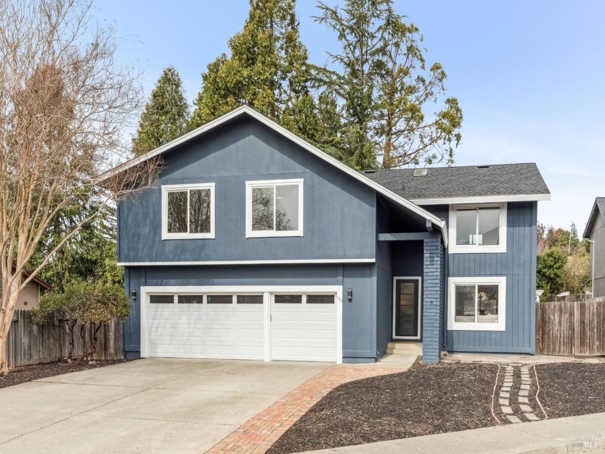 MLS #326017560 image #0