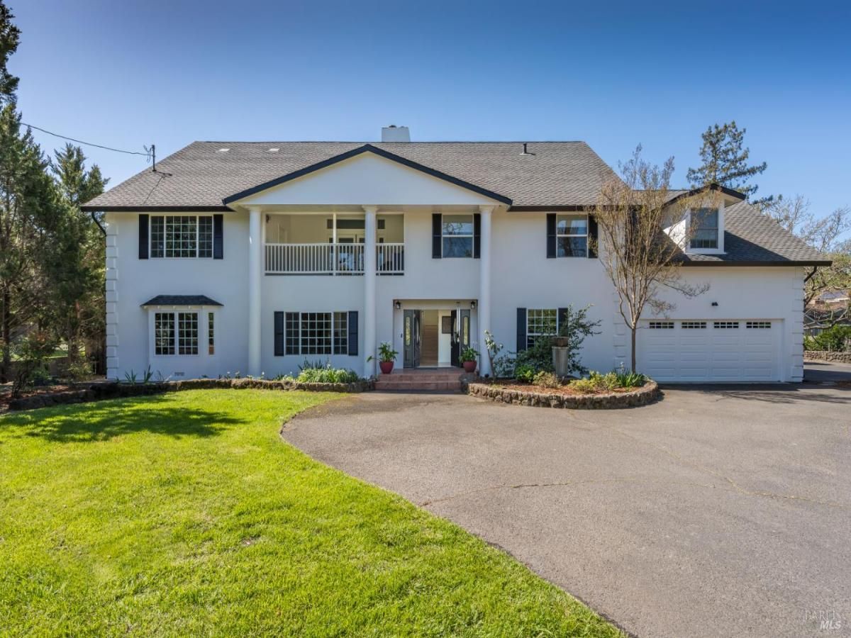 MLS #326018725 image #0