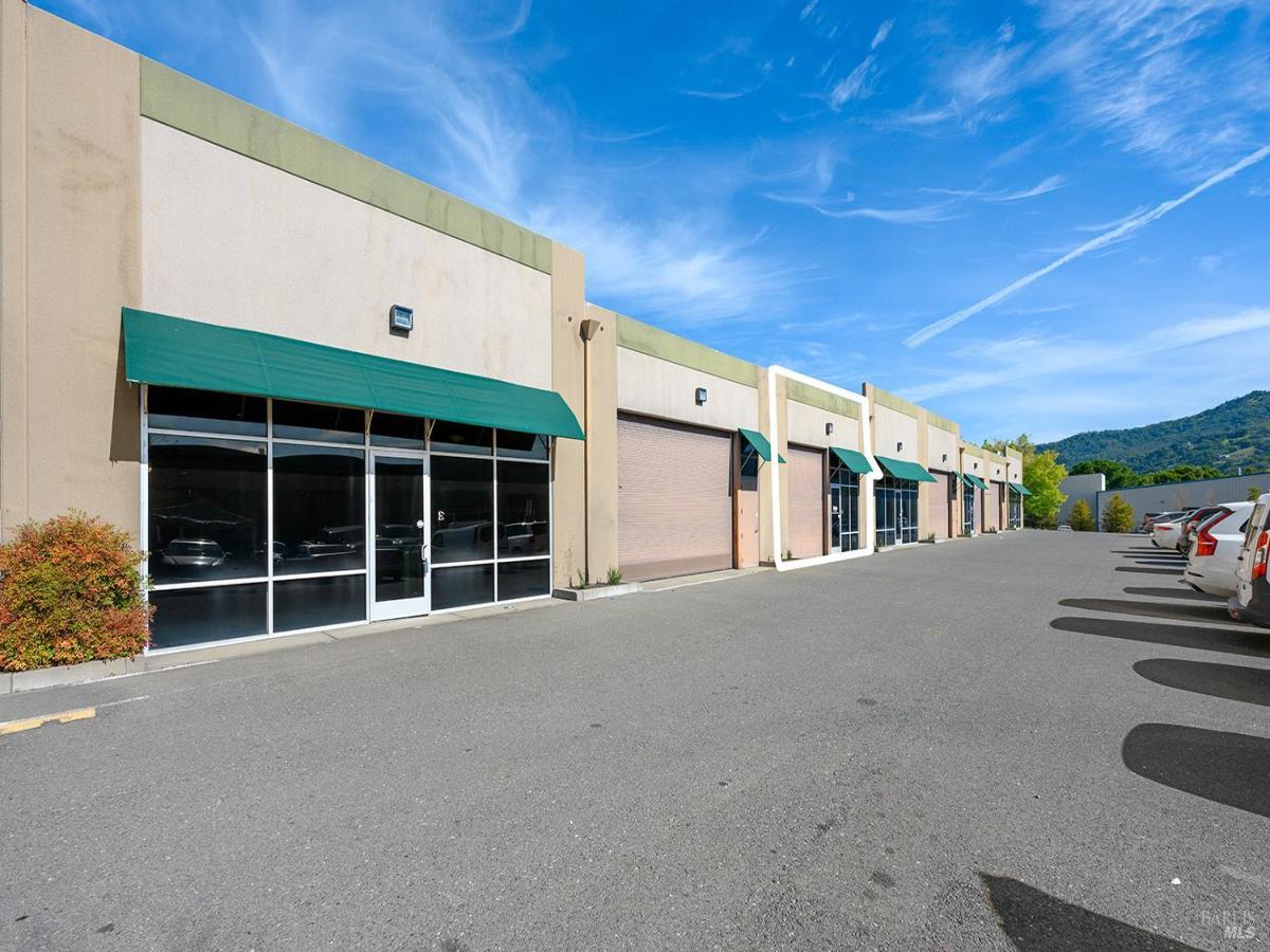 MLS #326025427 image #0