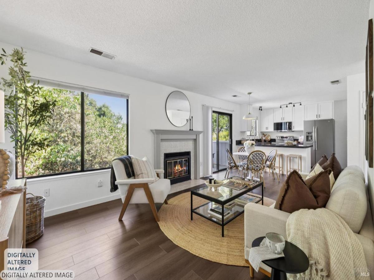 MLS #326028795 image #0