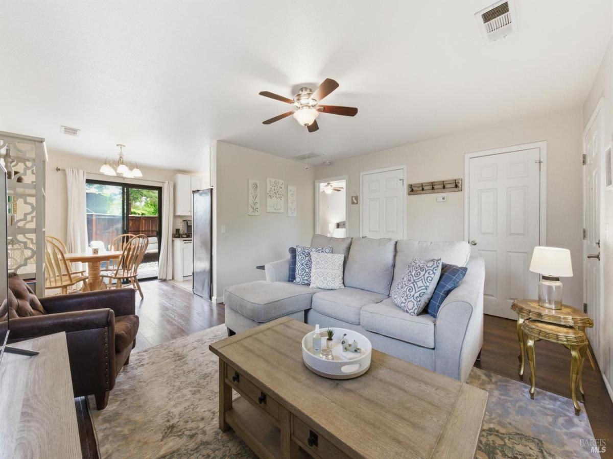 MLS #326029094 image #0