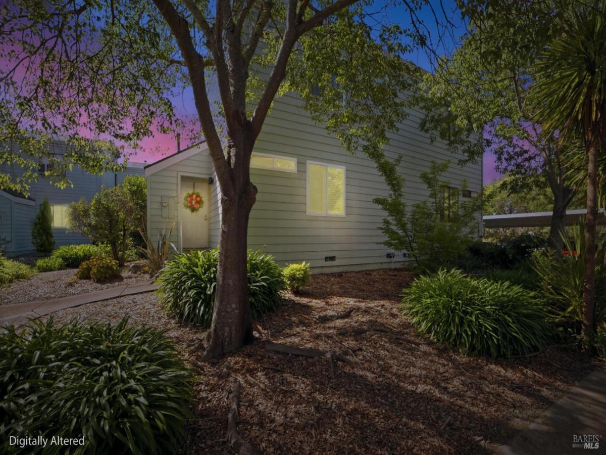 MLS #326030904 image #0