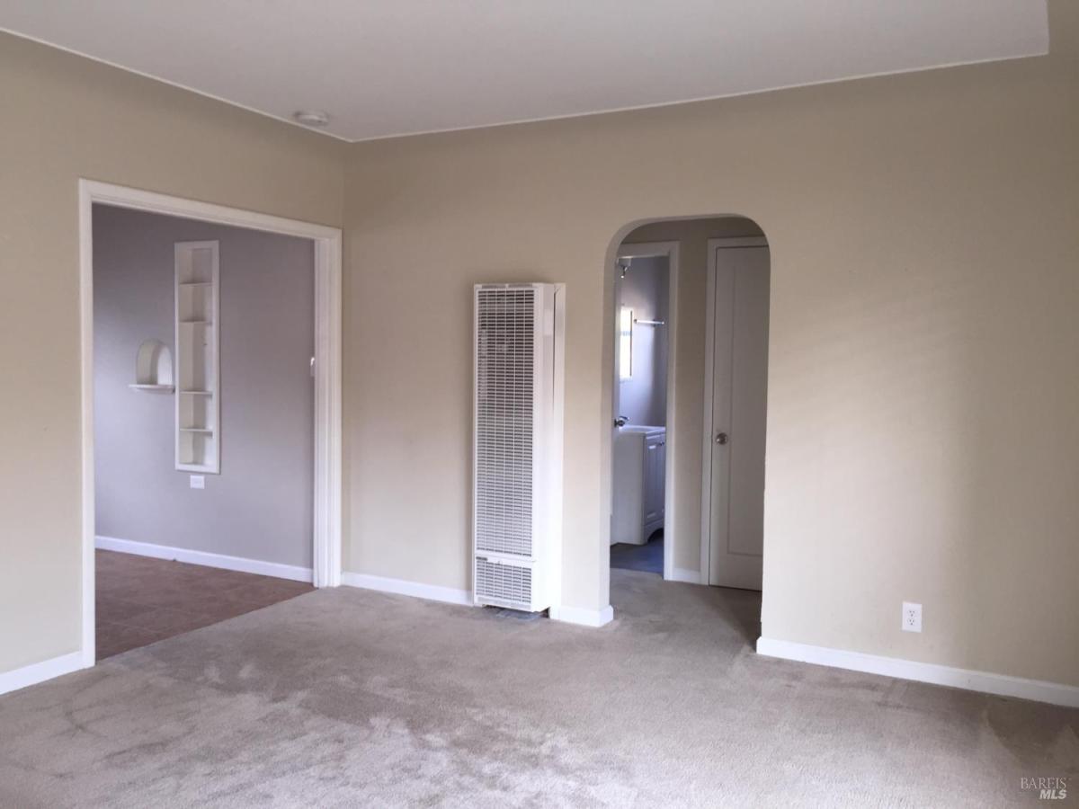 MLS #326032970 image #0