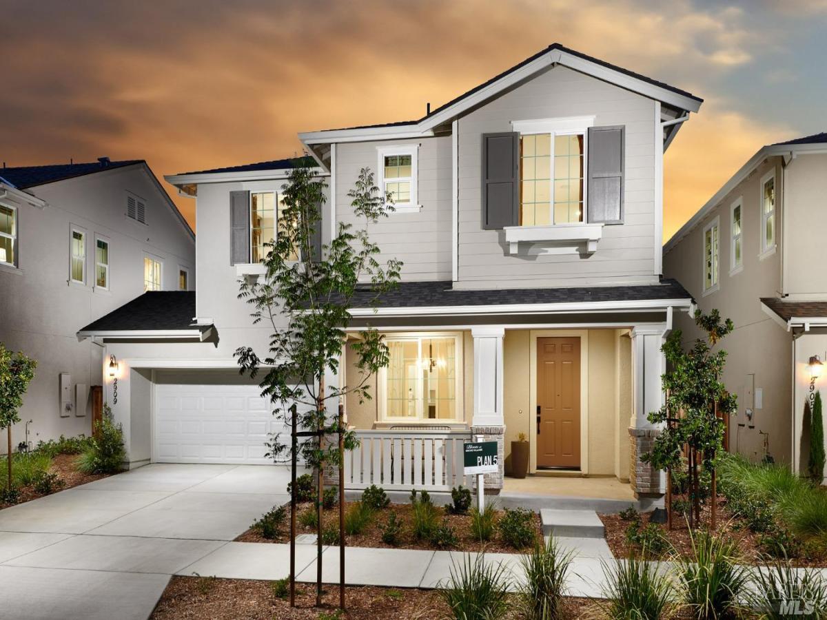 MLS #326033750 image #0