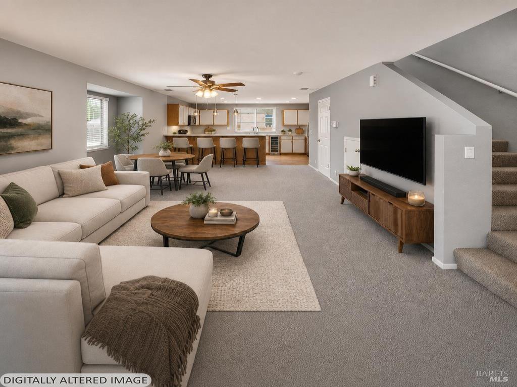 MLS #326034622 image #0