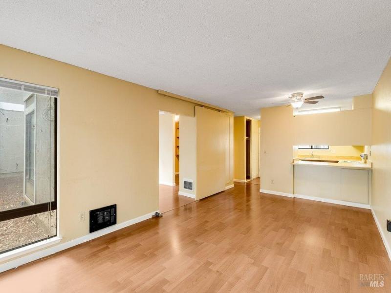 MLS #326036546 image #0