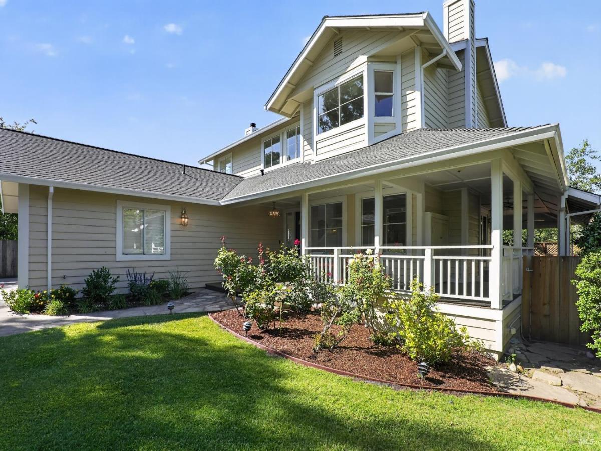 MLS #326036648 image #0