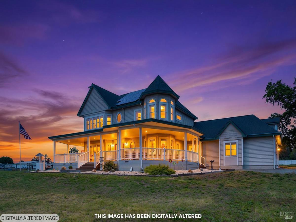 MLS #326036702 image #0