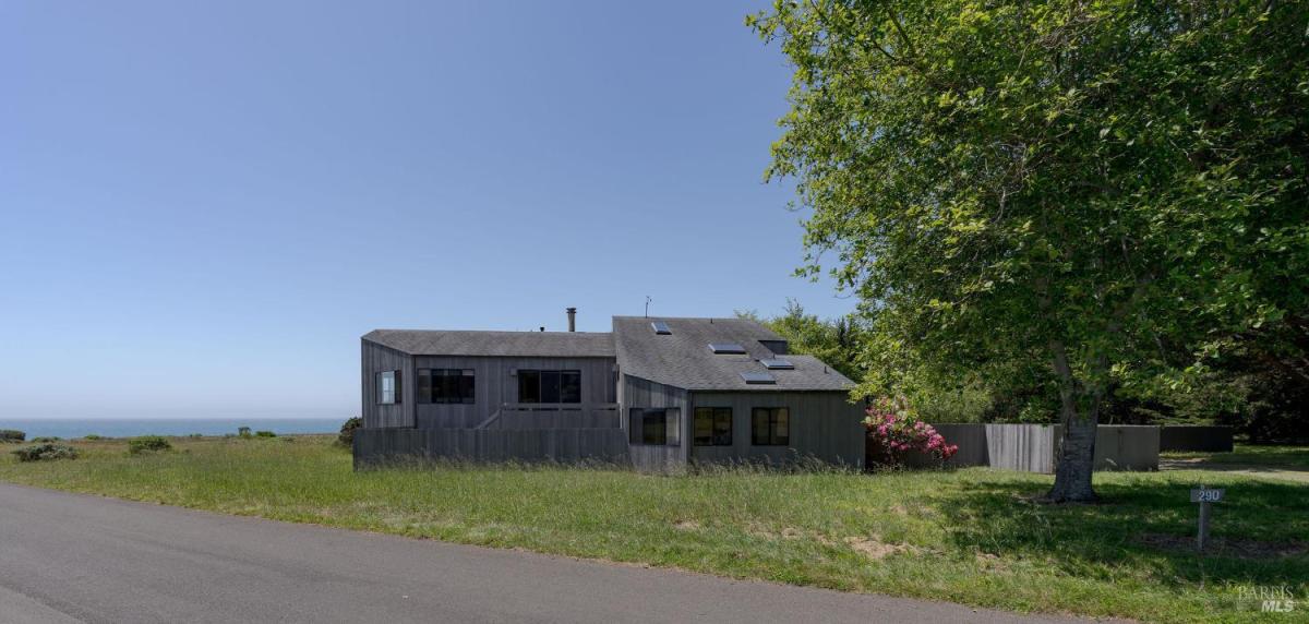 MLS #326038293 image #0
