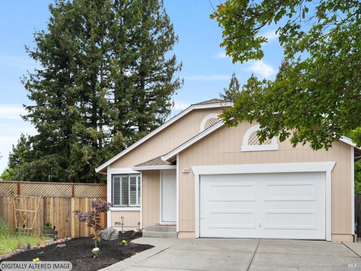 MLS #326038491 image #0