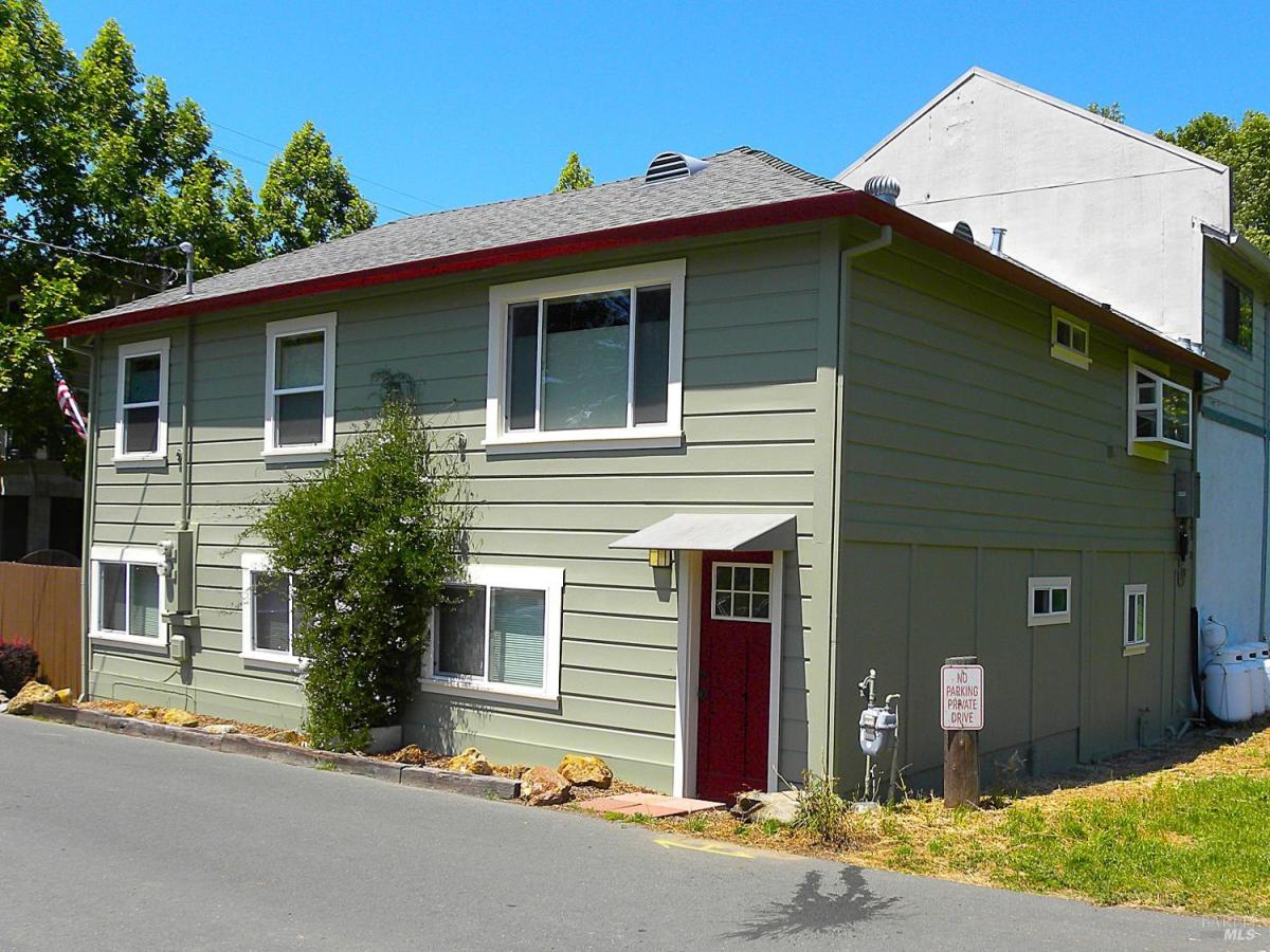 MLS #326038494 image #0